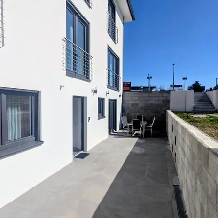Gemütliche Mit Terrasse Nahe Würth *