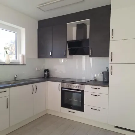 Apartment Gemütliche Mit Terrasse Nahe Würth *